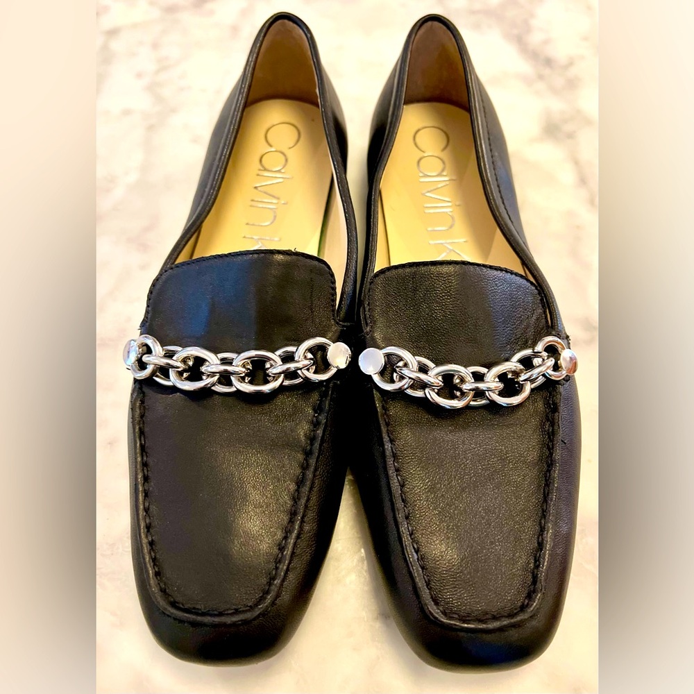 CALVIN KLEIN Elana Butter soft Leather Flat Loafers with Chain Detail